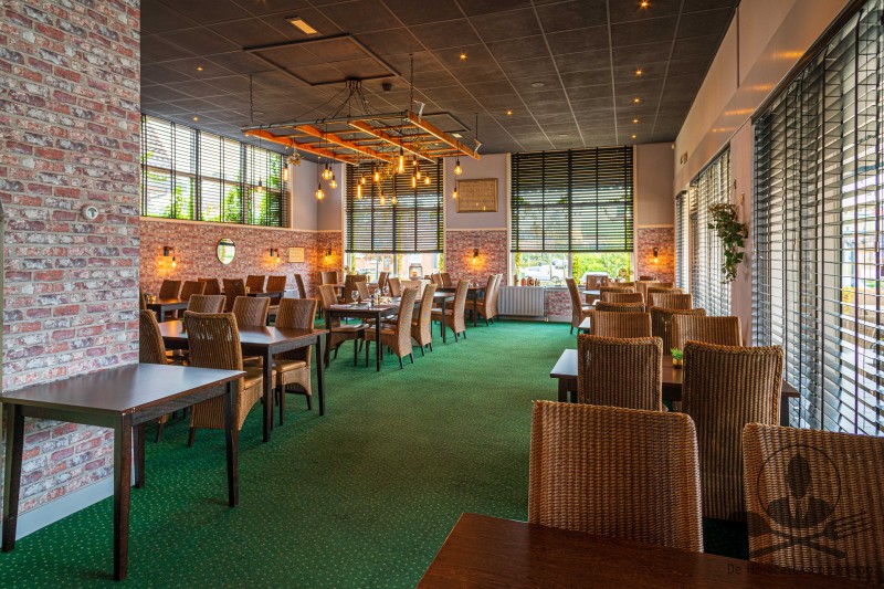 Restaurant De Oude School in Ter Aar te koop