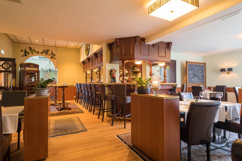 Restaurant De Oude School in Ter Aar te koop