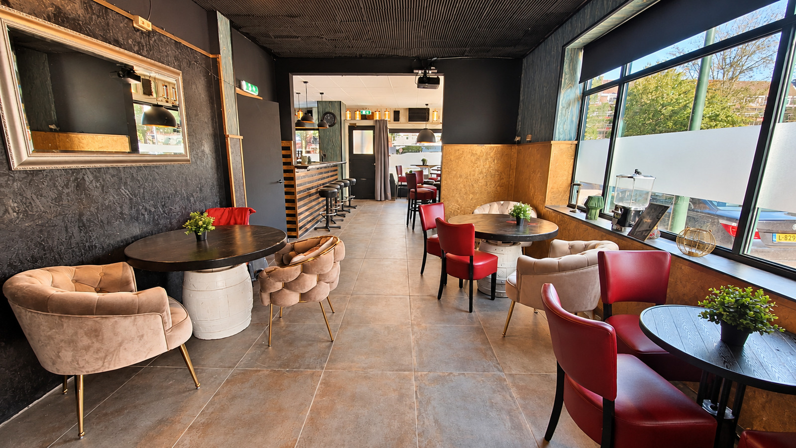 Cafe aan de Thorbeckelaan in Den Haag te koop — foto 5
